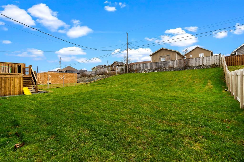 16 Lucston Avenue, Conception Bay South, NL
