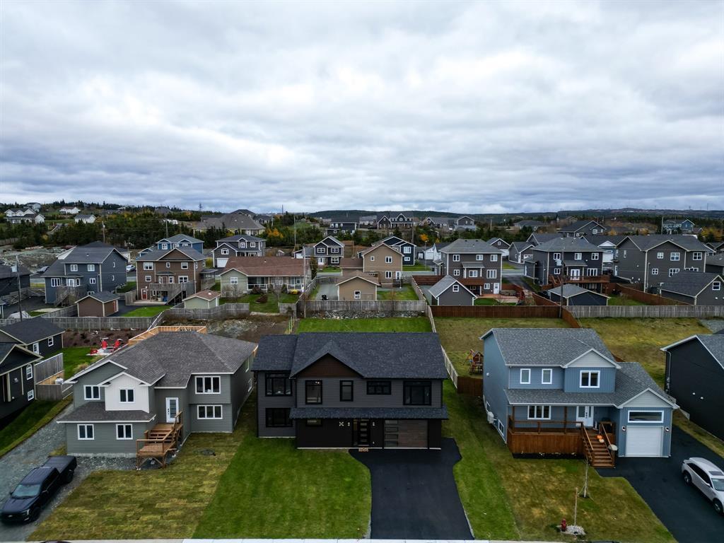 16 Lucston Avenue, Conception Bay South, NL