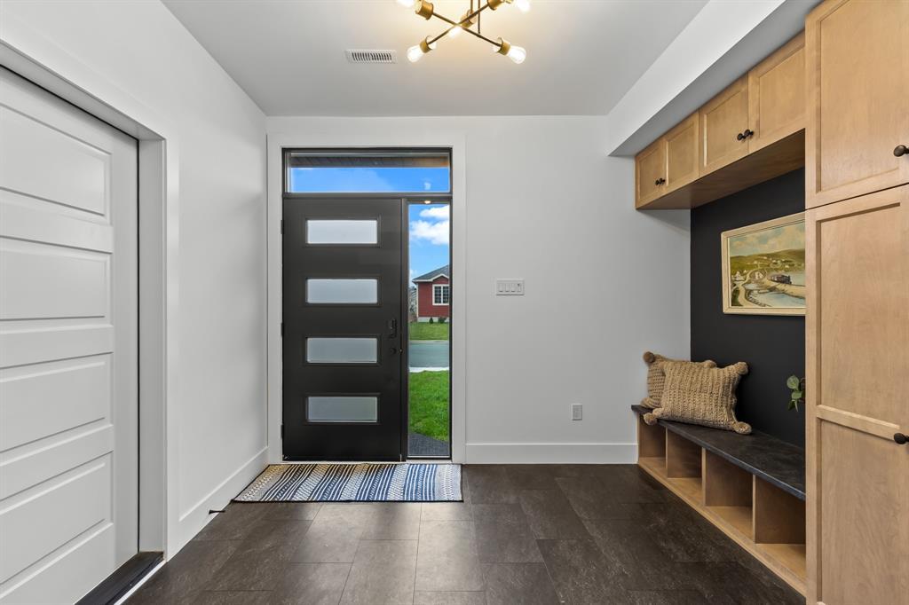 16 Lucston Avenue, Conception Bay South, NL