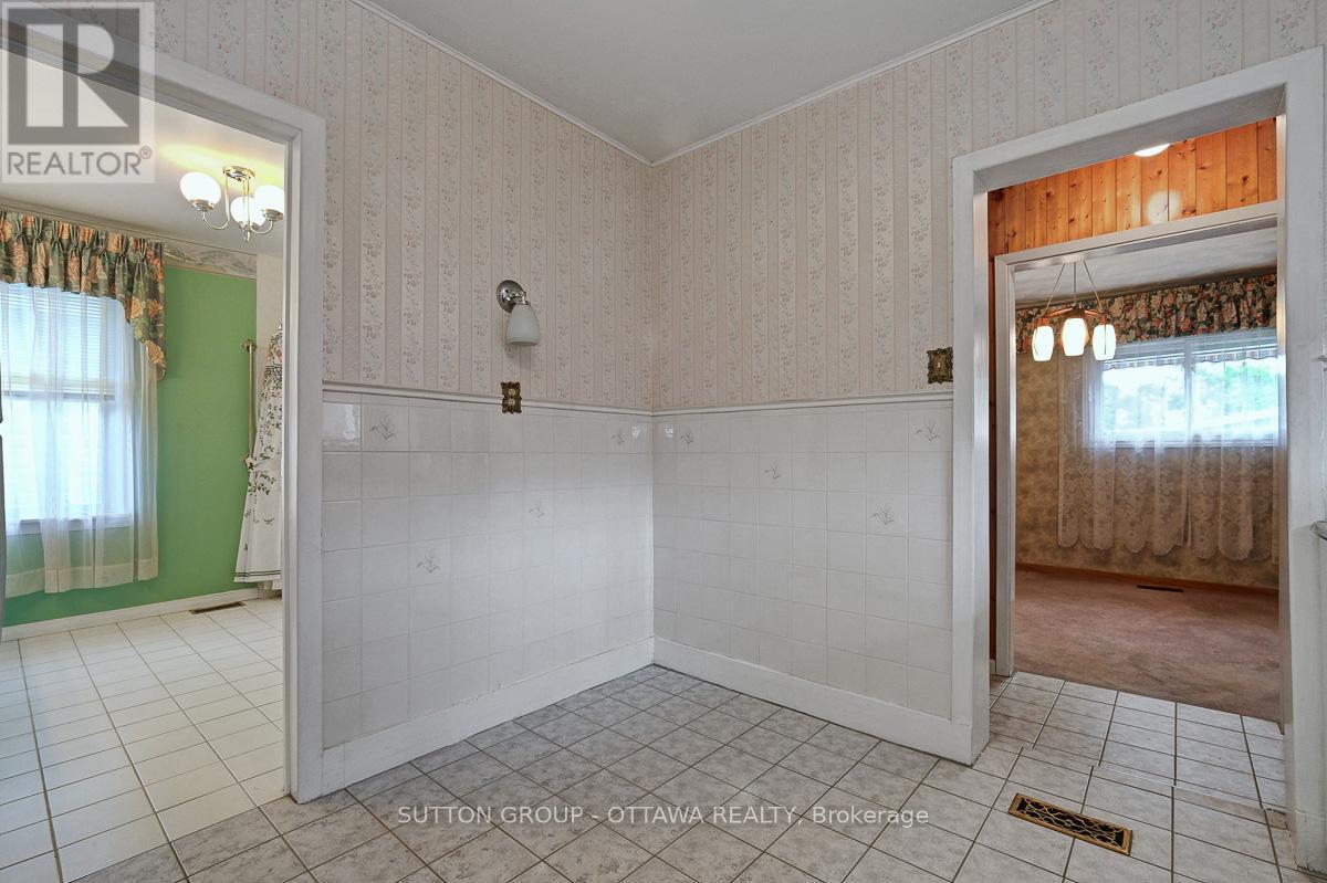 442 Wentworth Avenue, Ottawa, ON