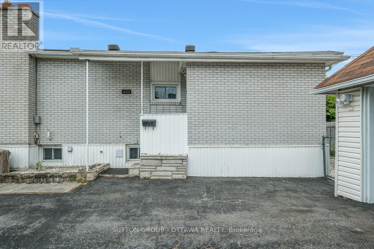442 Wentworth Avenue, Ottawa, ON
