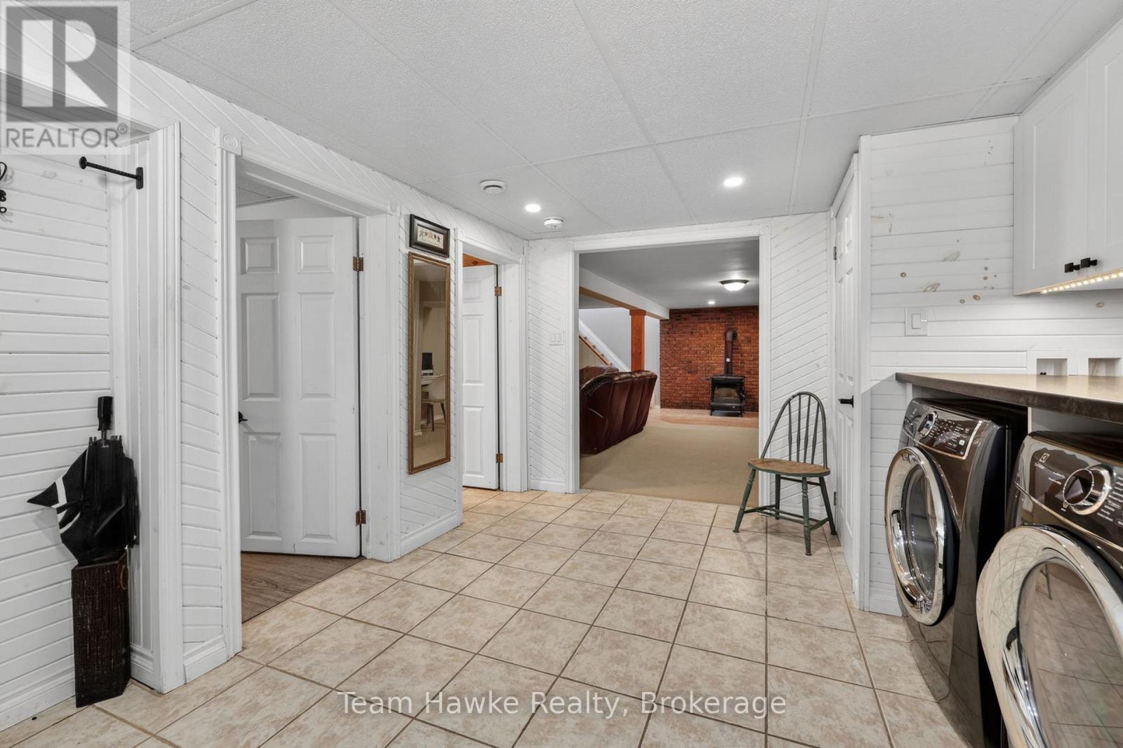 14 Sarna Drive, Tiny, ON