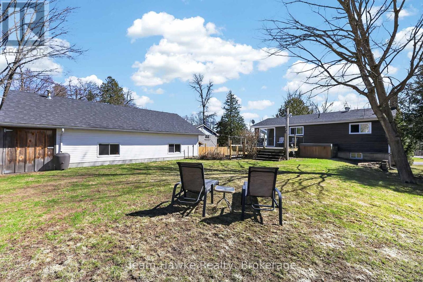 14 Sarna Drive, Tiny, ON