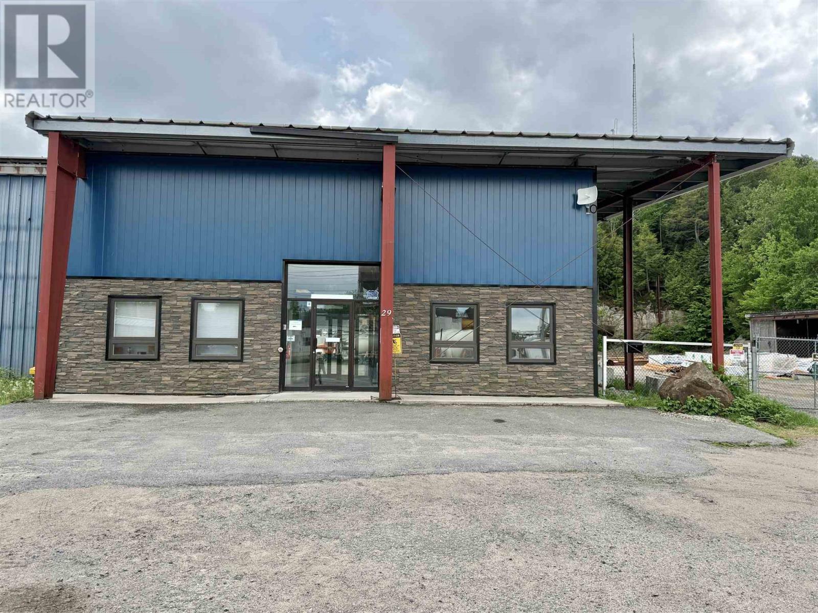 29 Perini Rd, Elliot Lake, ON