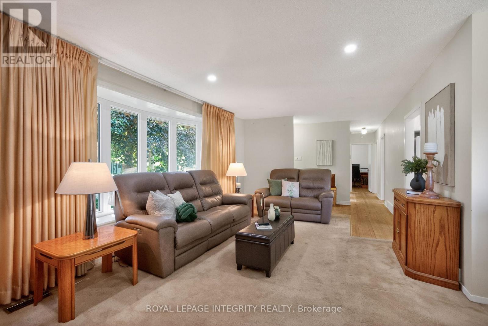 619 Blanchard Crescent, Ottawa, ON