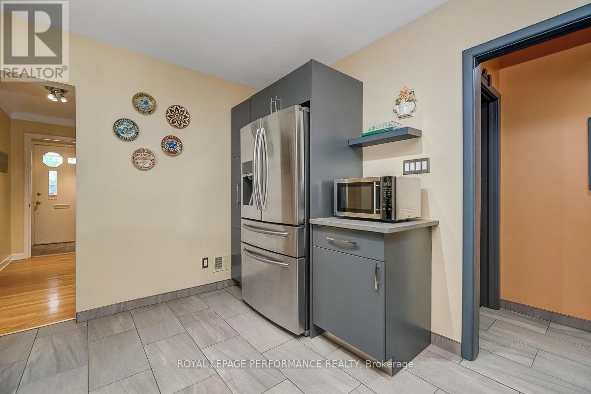 102 Donald Street, Ottawa, ON