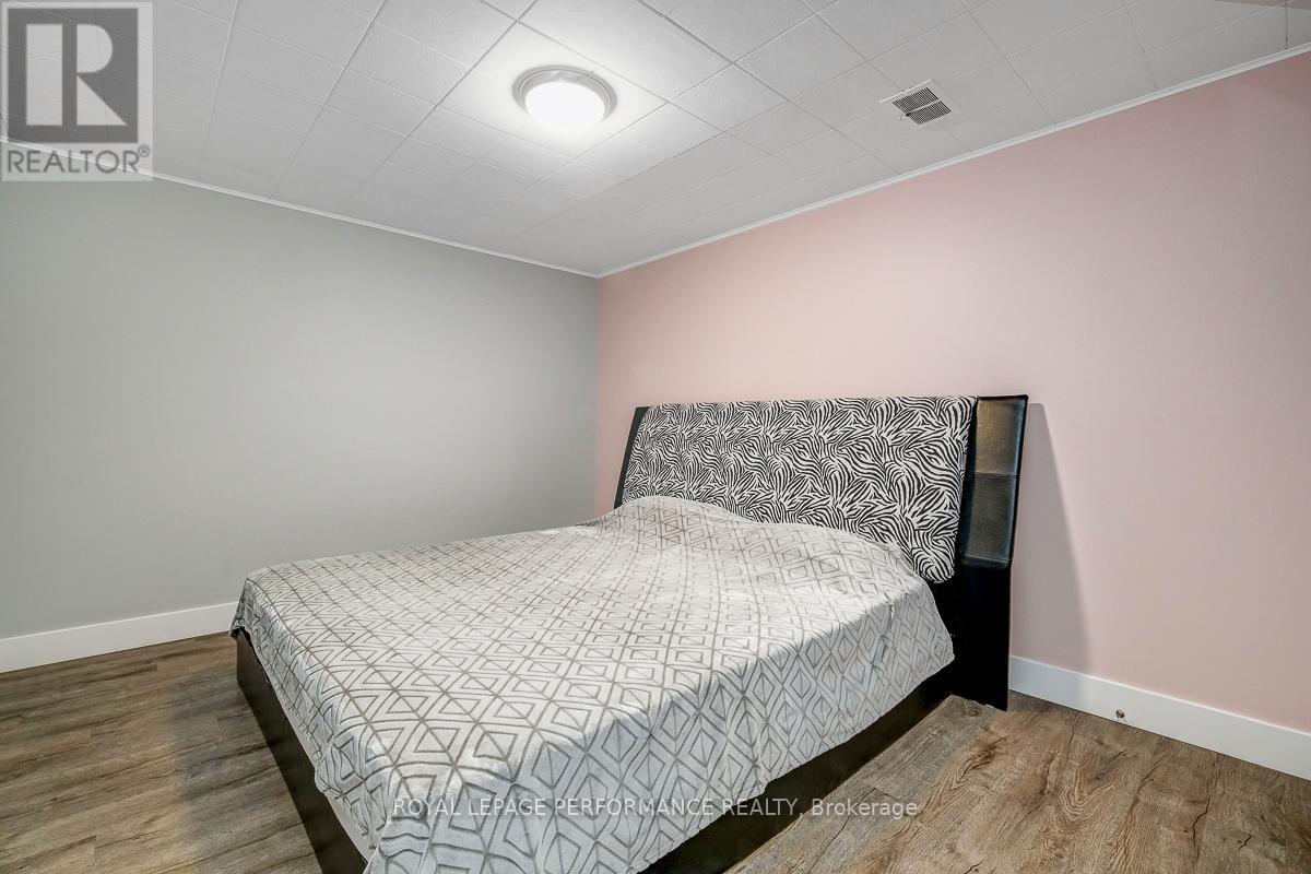 102 Donald Street, Ottawa, ON