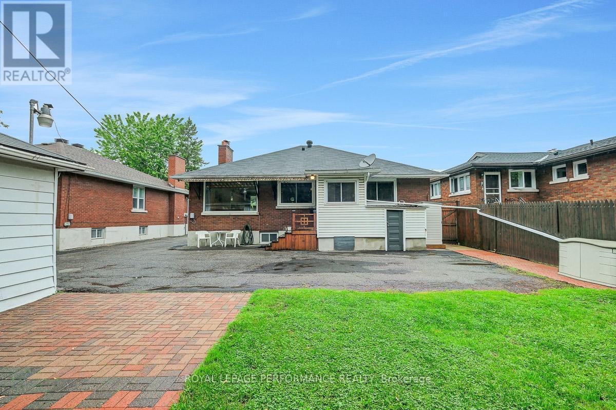 102 Donald Street, Ottawa, ON