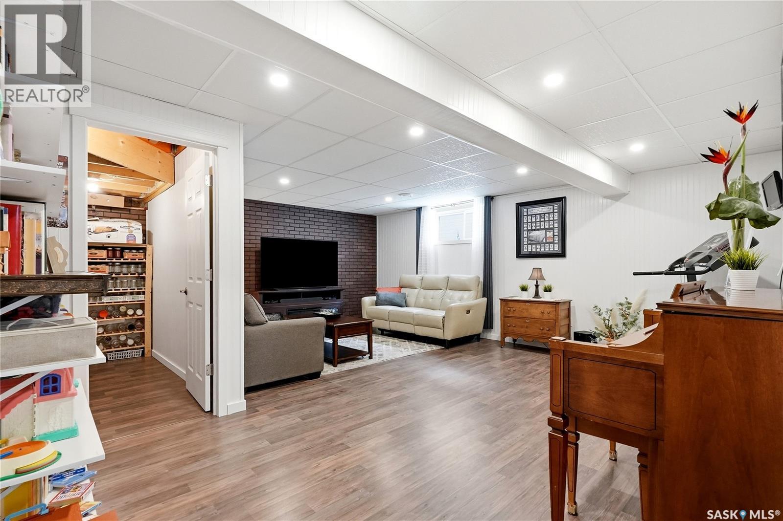 517 Palmer Crescent, Warman, SK