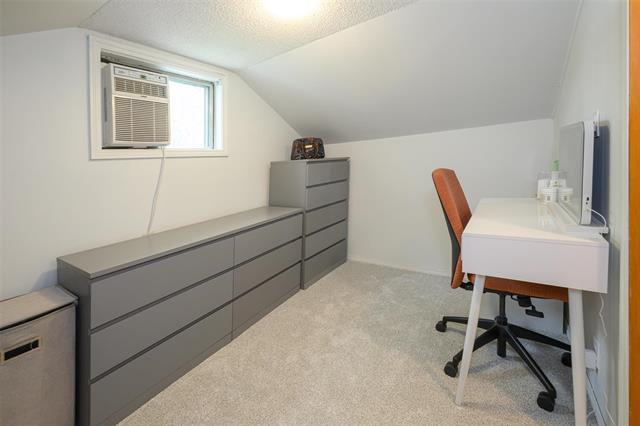 450 Arbuthnot St, Winnipeg, MB