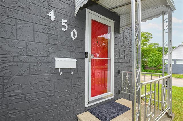 450 Arbuthnot St, Winnipeg, MB