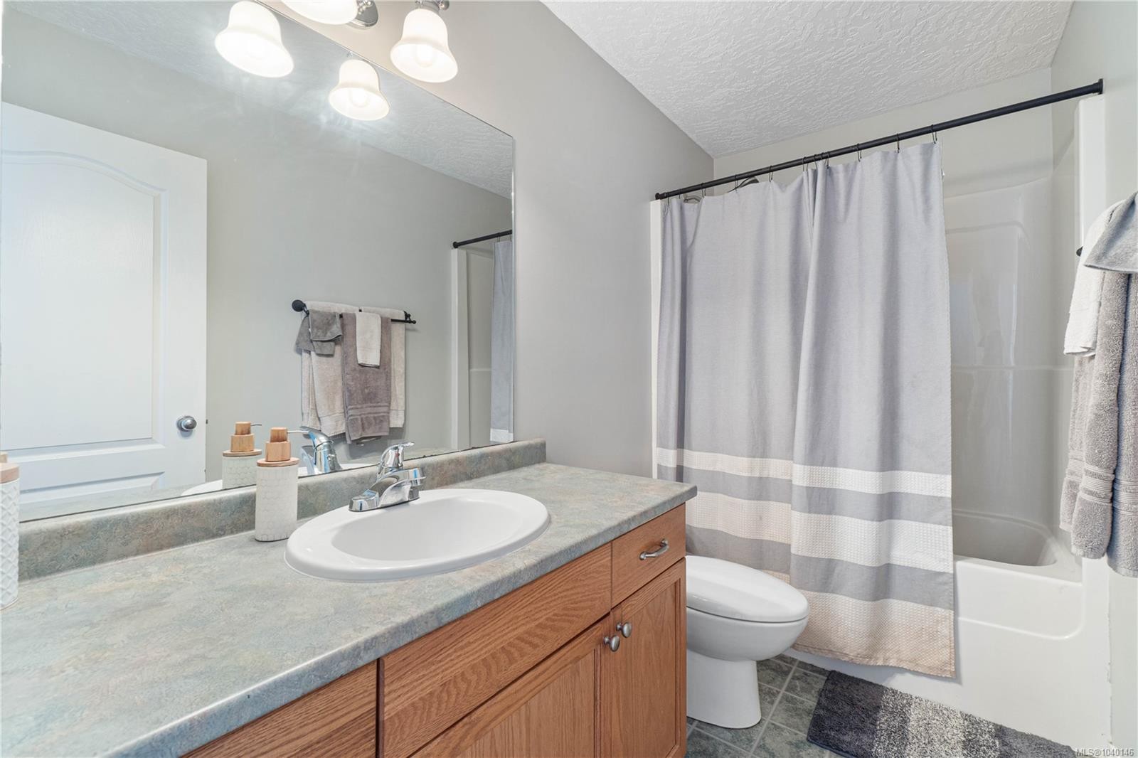 1726 Settler Rd, Qualicum Beach, BC