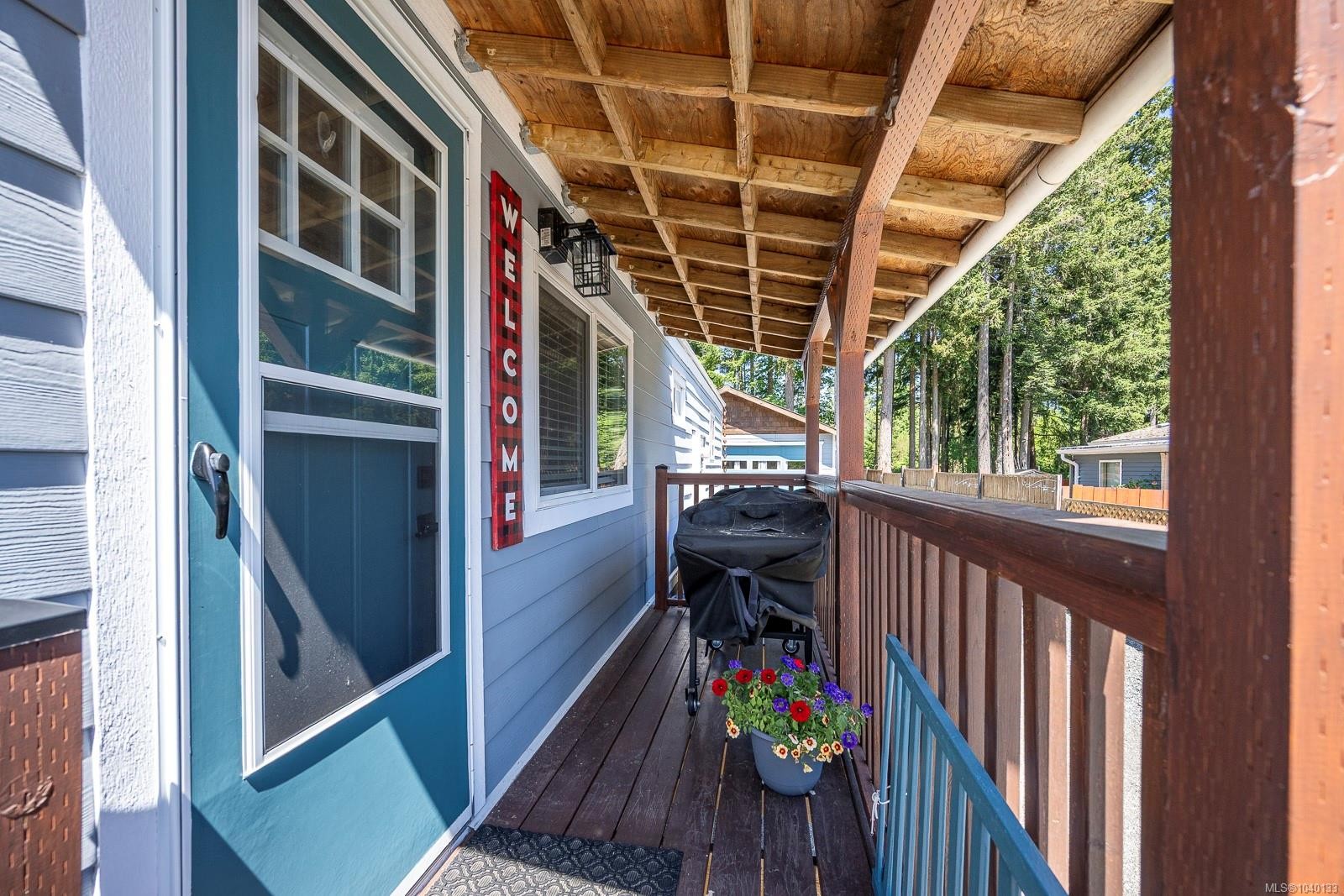 2102 Stadacona Dr, Comox, BC