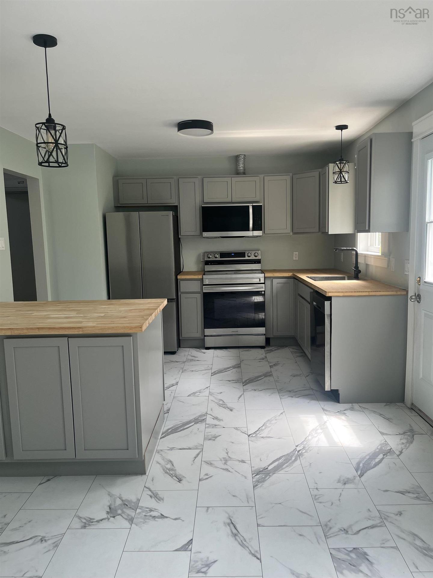2 Spencer Avenue, Halifax, NS