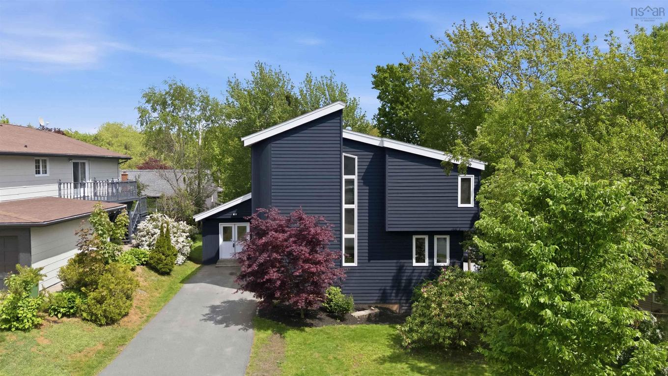 100 Bayview Road, Halifax, NS