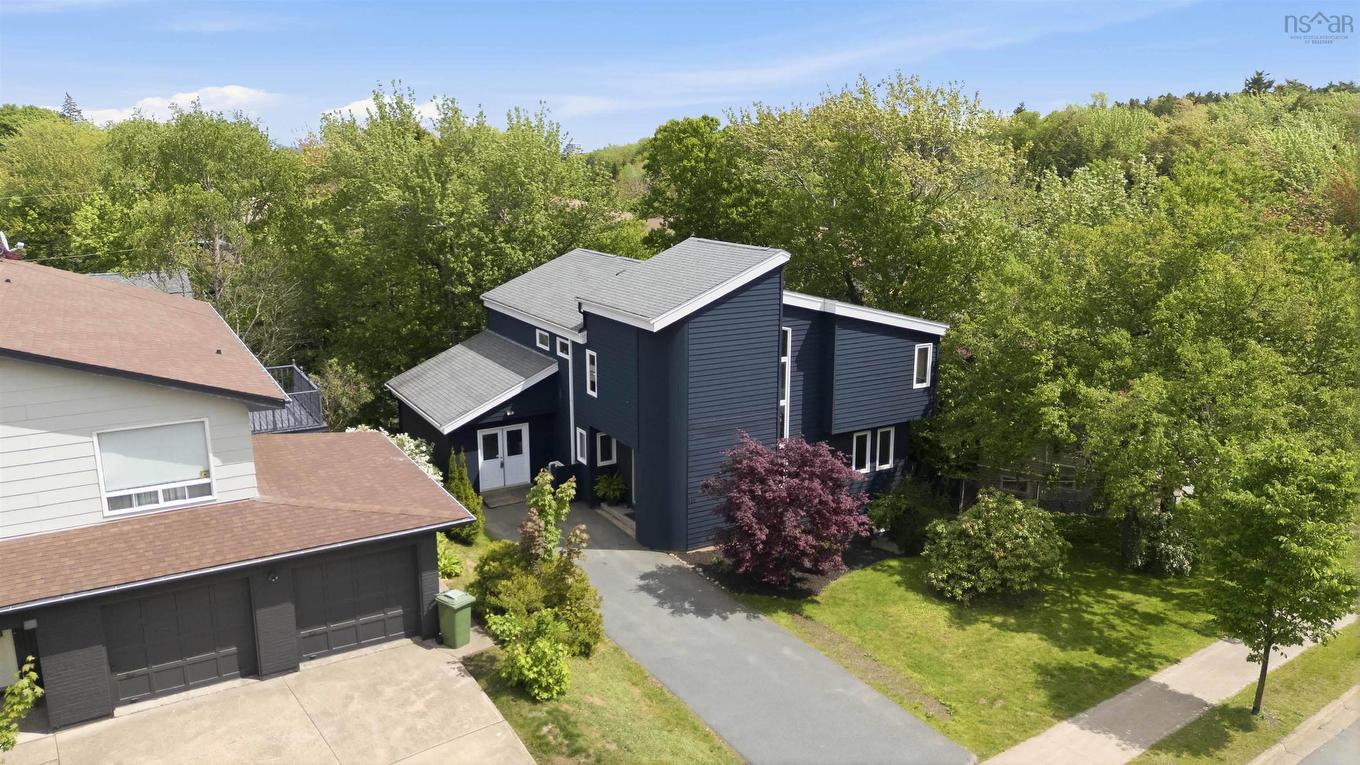 100 Bayview Road, Halifax, NS