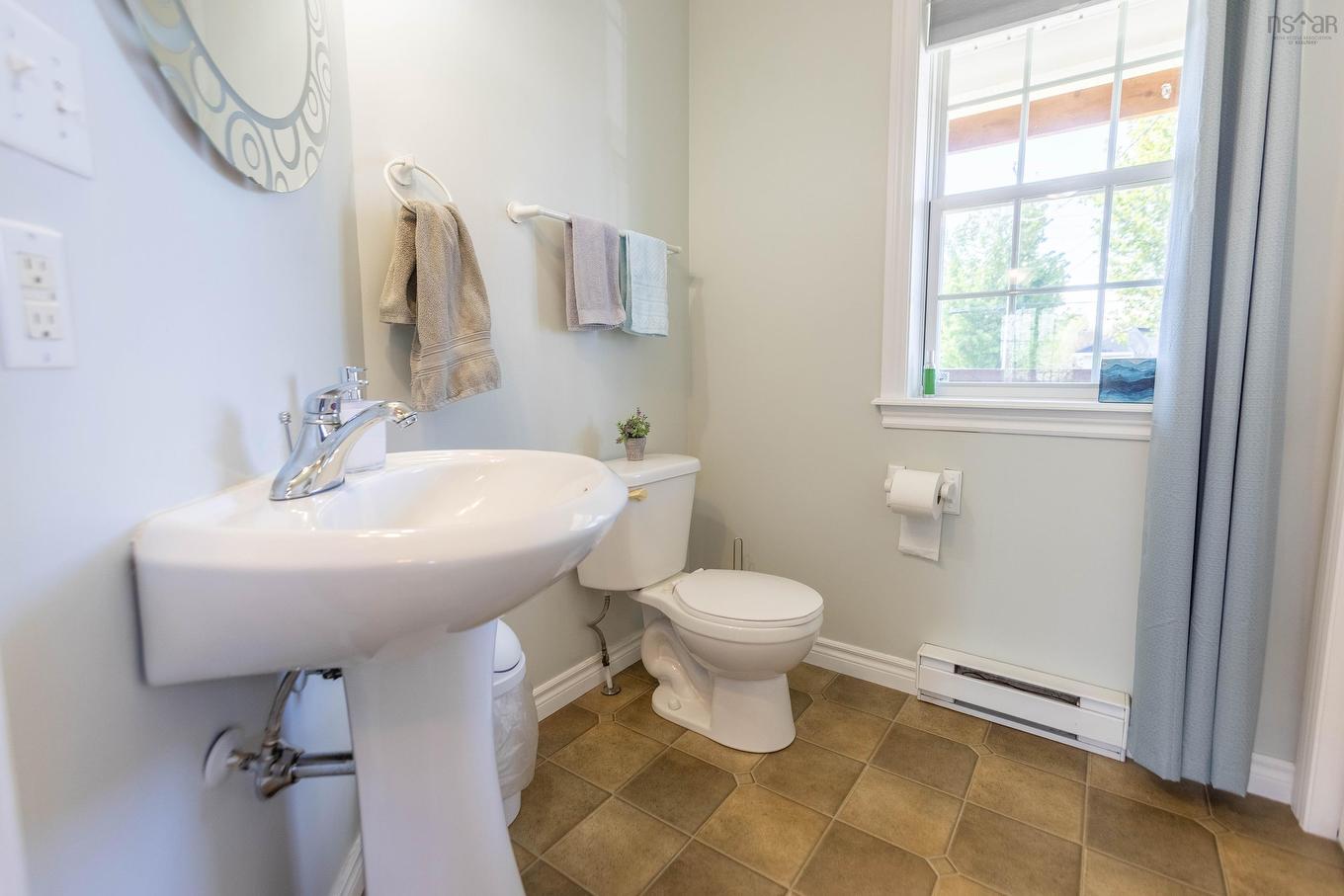 194 King Street, Parrsboro, NS