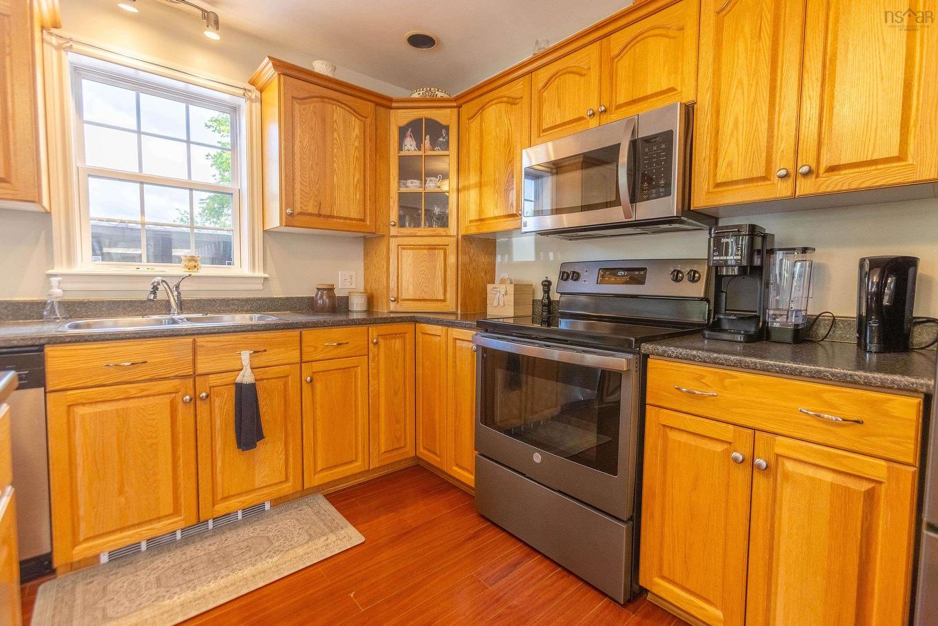 194 King Street, Parrsboro, NS