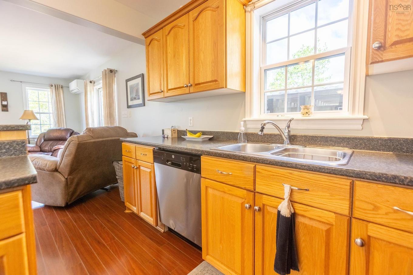 194 King Street, Parrsboro, NS