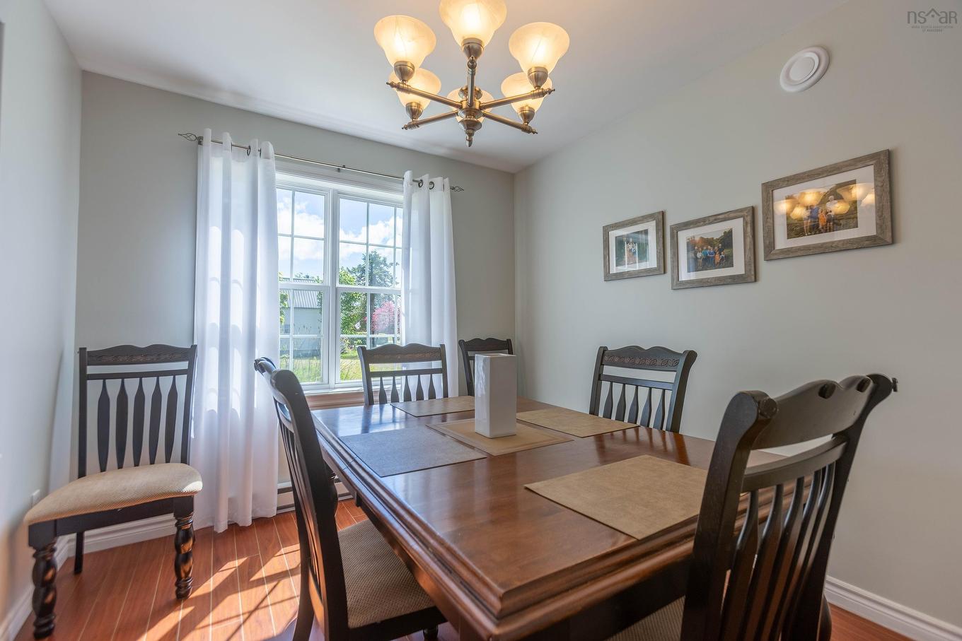 194 King Street, Parrsboro, NS