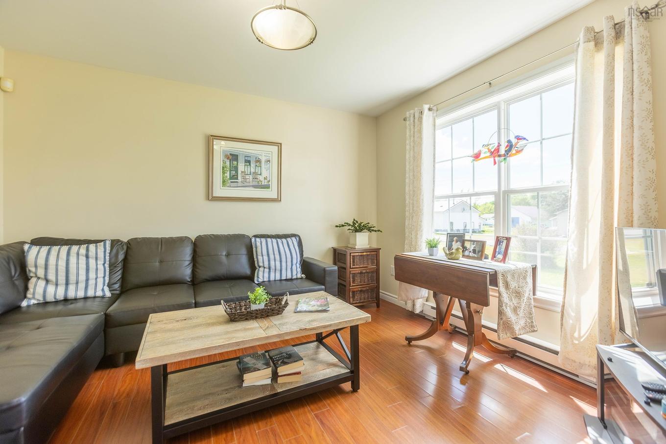 194 King Street, Parrsboro, NS