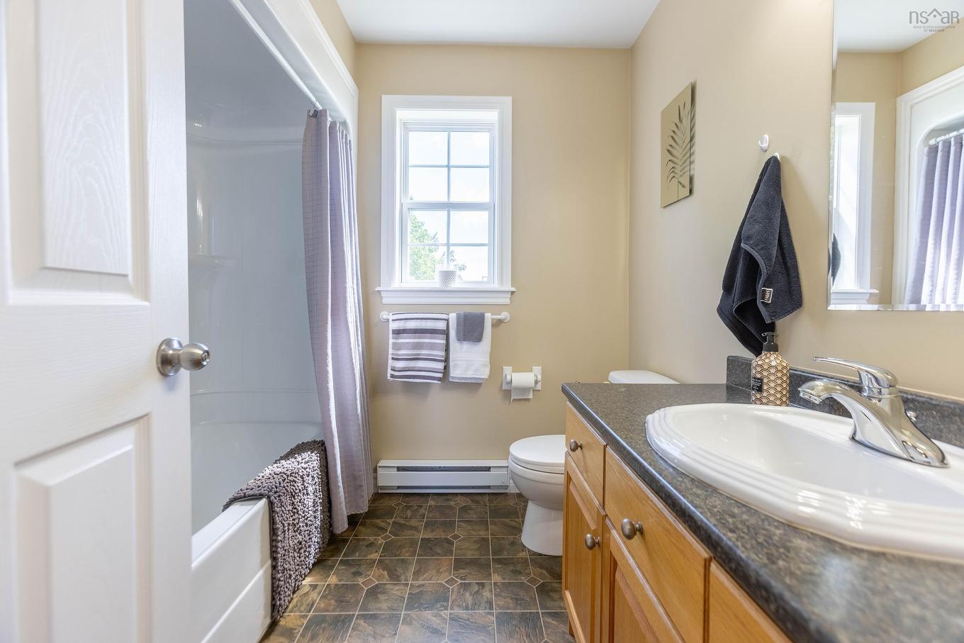194 King Street, Parrsboro, NS