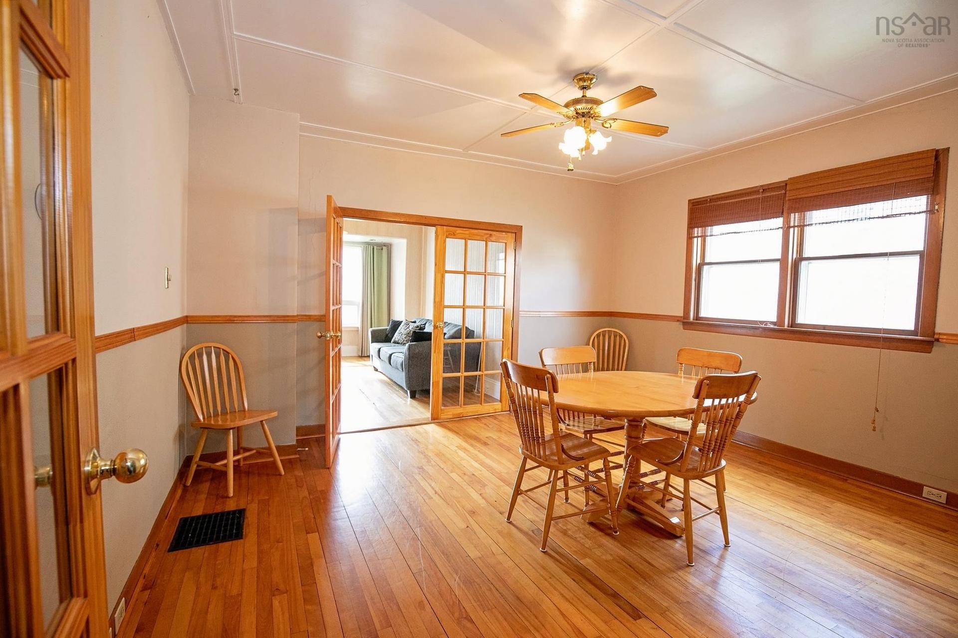 14 Clifford Street, Amherst, NS