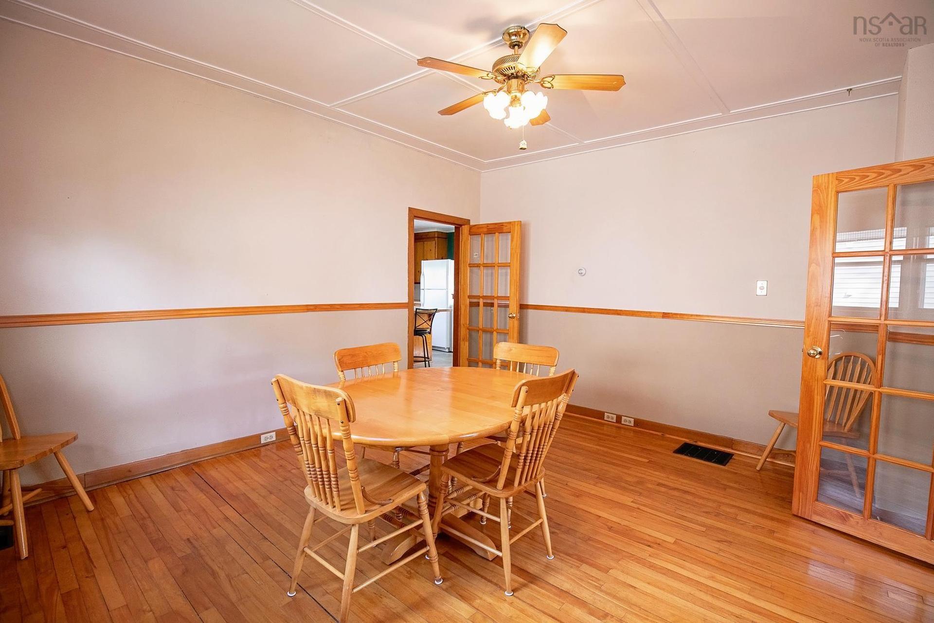 14 Clifford Street, Amherst, NS