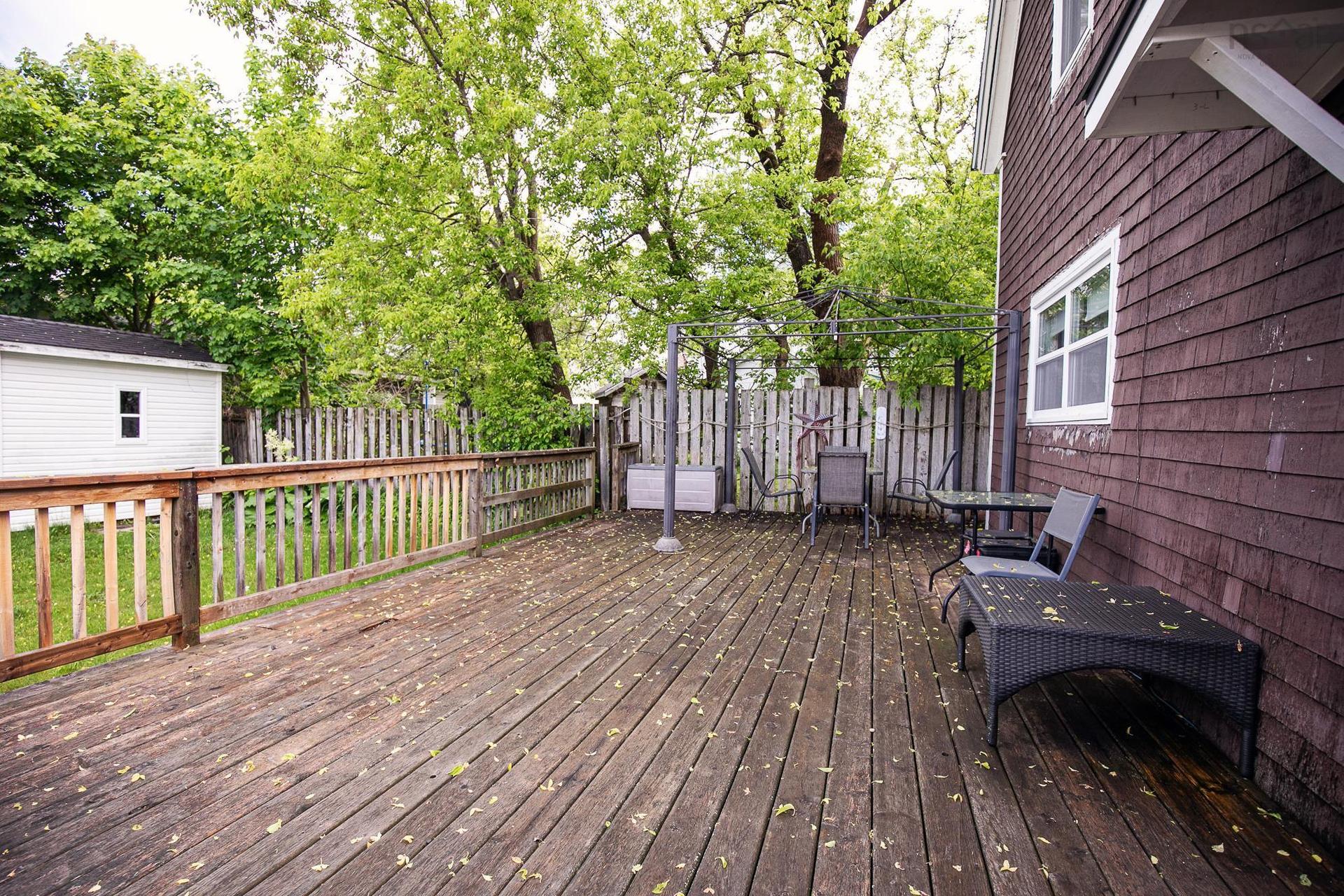 14 Clifford Street, Amherst, NS