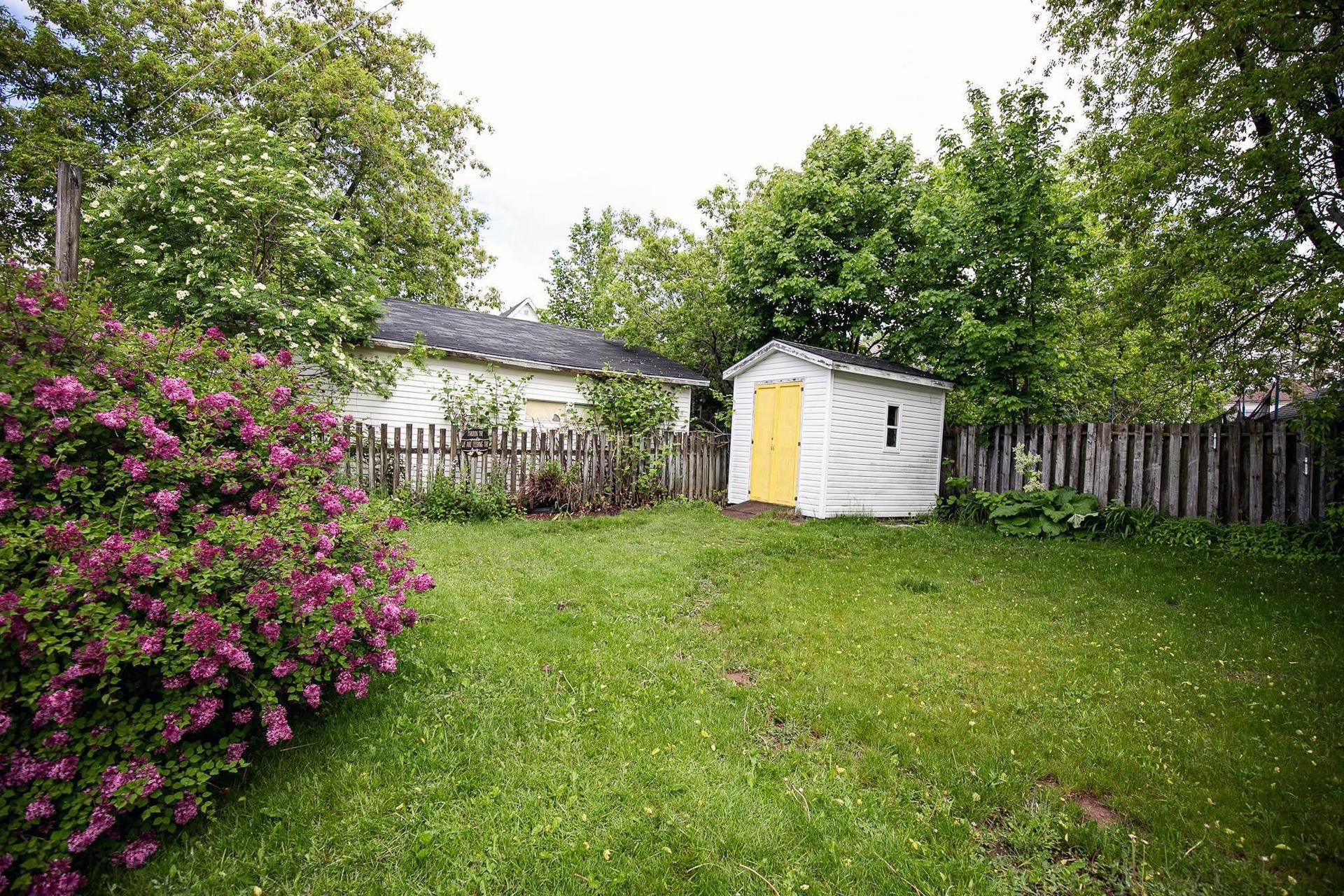 14 Clifford Street, Amherst, NS