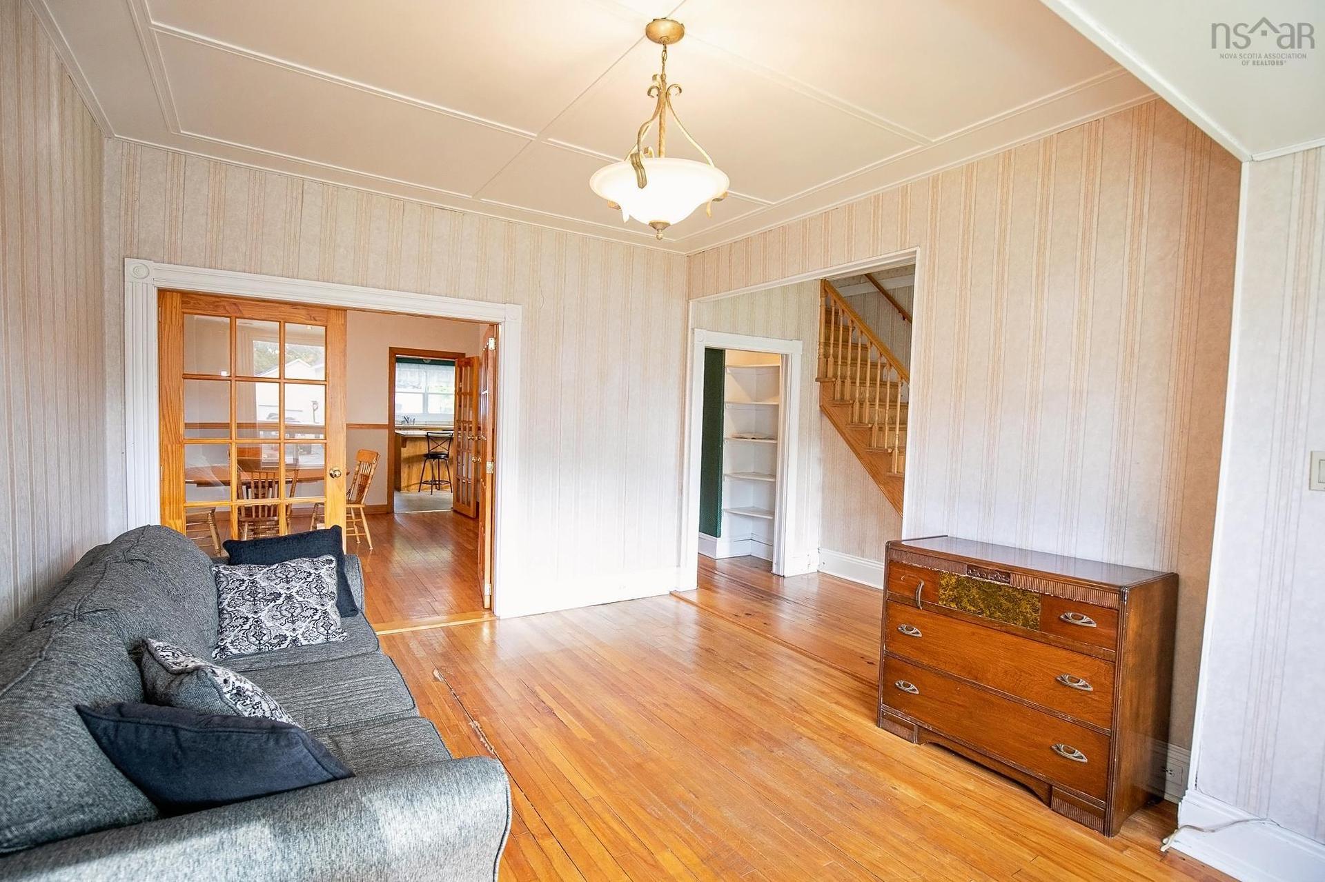 14 Clifford Street, Amherst, NS