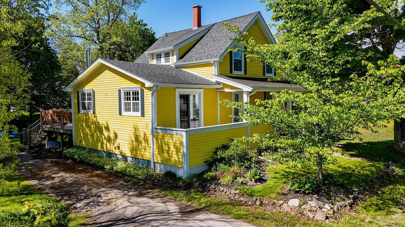 215 Main Street, Berwick, NS