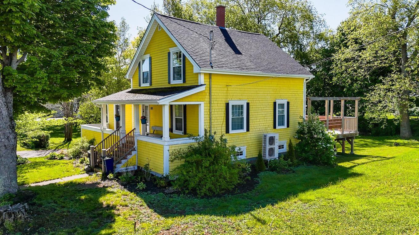 215 Main Street, Berwick, NS
