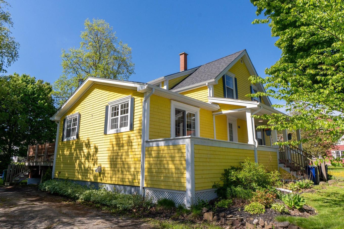 215 Main Street, Berwick, NS