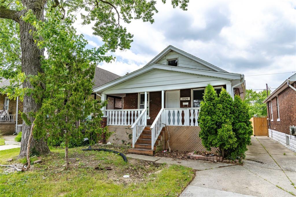 1025 Curry, Windsor, ON