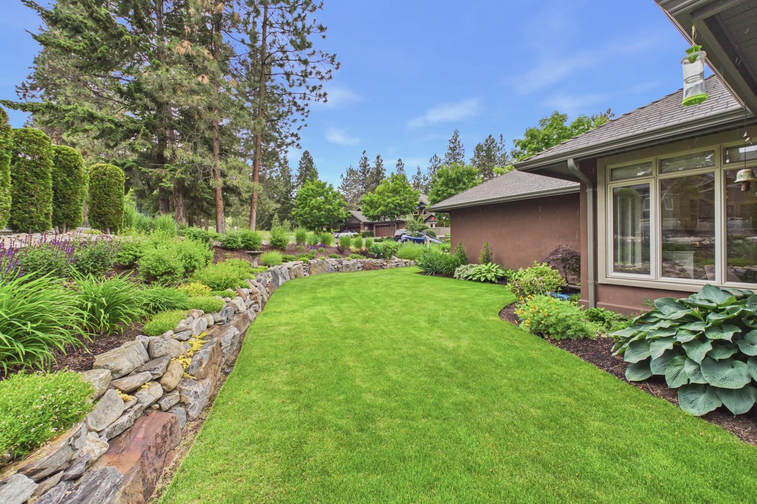 16-4490 Gallaghers Forest, Kelowna, BC