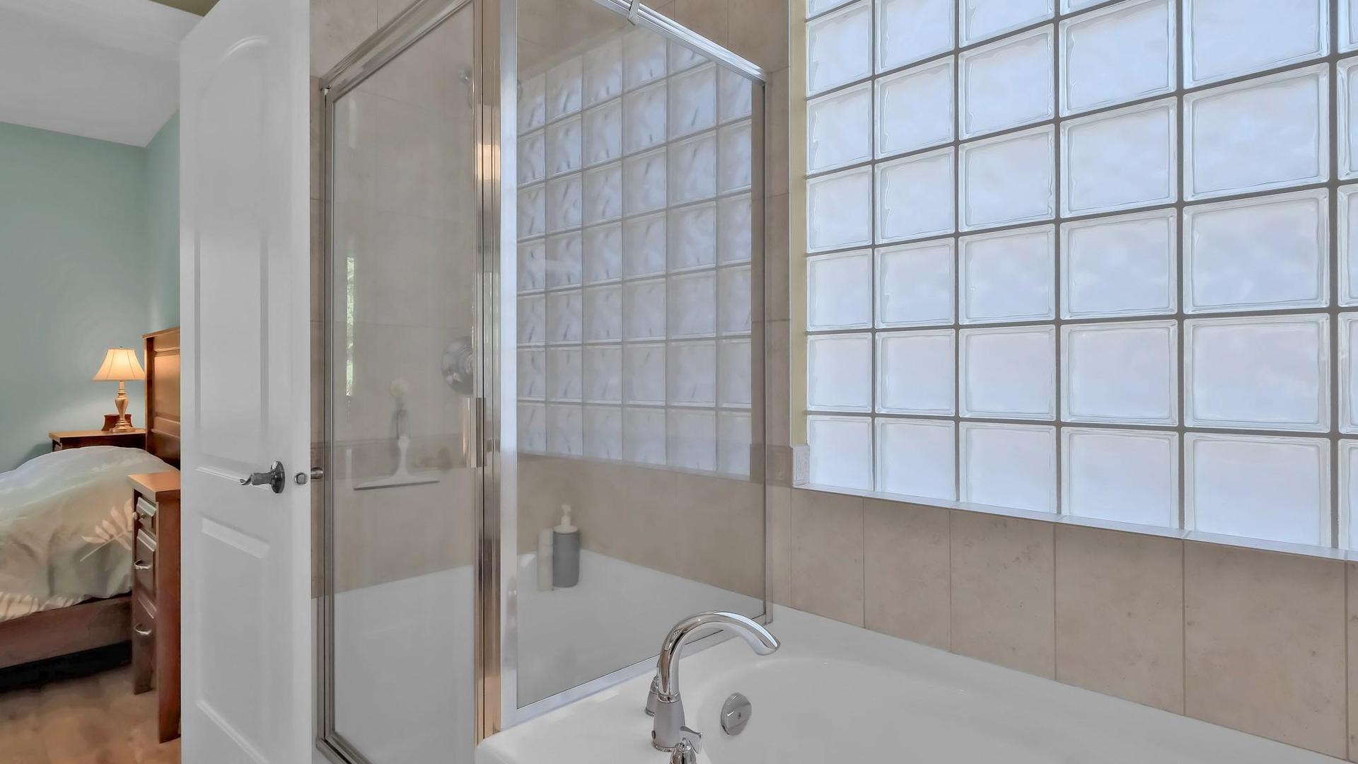 4432 Gallaghers Forest, Kelowna, BC