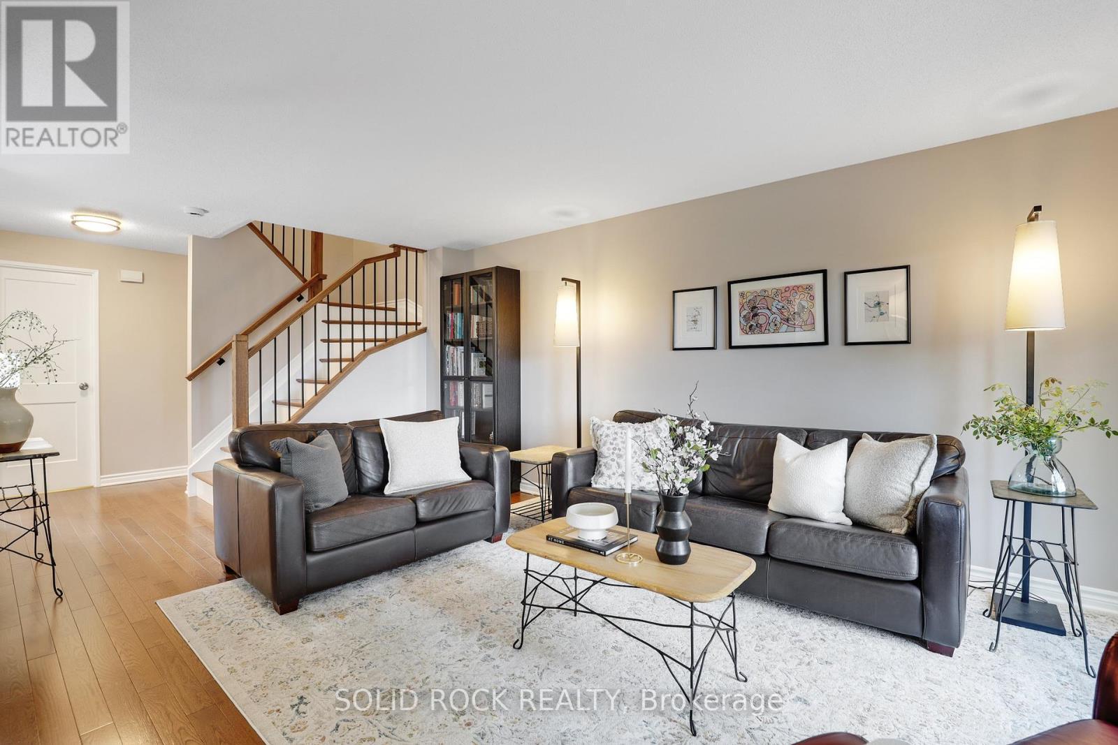 97 Beachview Private, Ottawa, ON