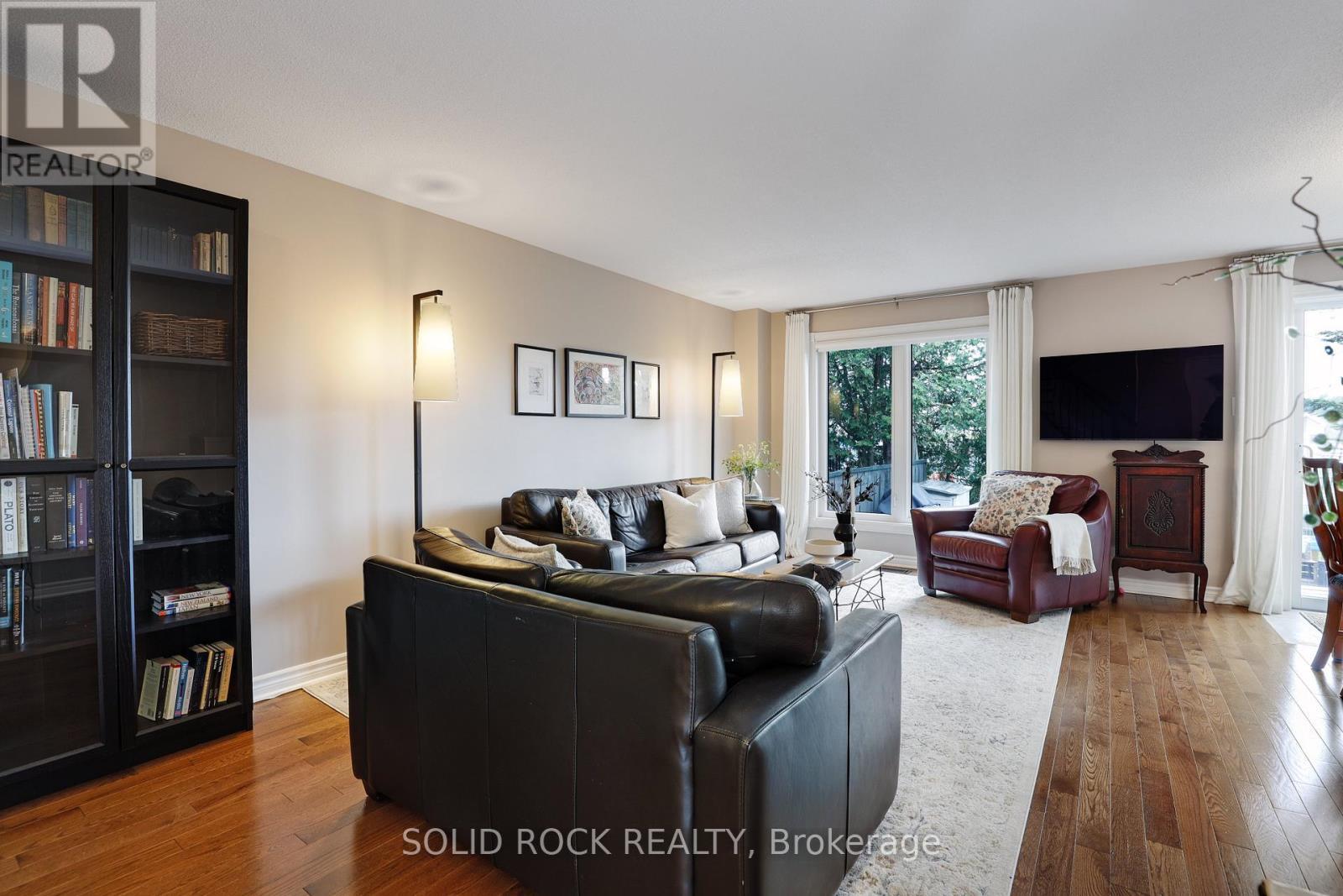 97 Beachview Private, Ottawa, ON