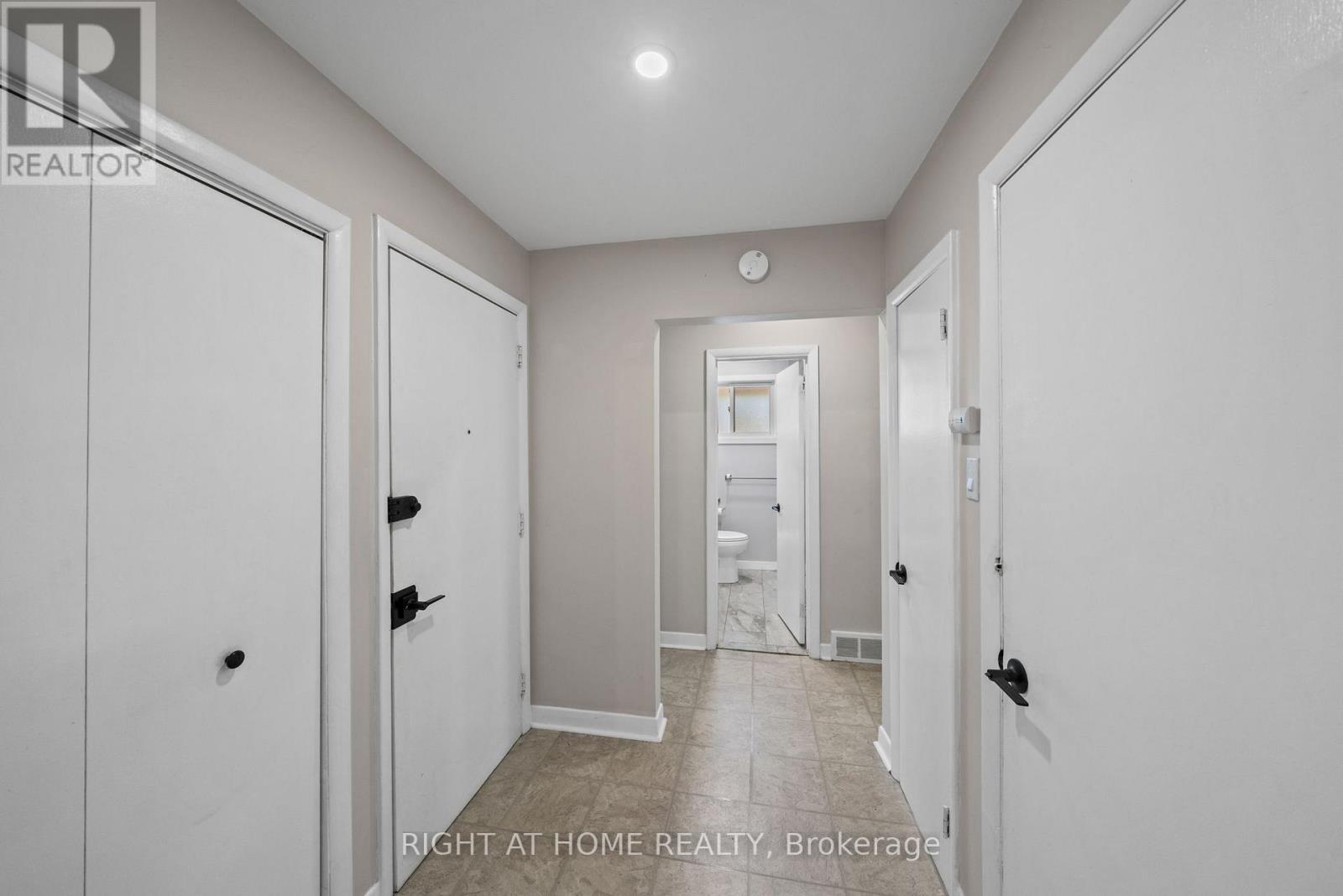 Welcome to Apt 3 - level 2 - 2709 Don Street, Ottawa, ON