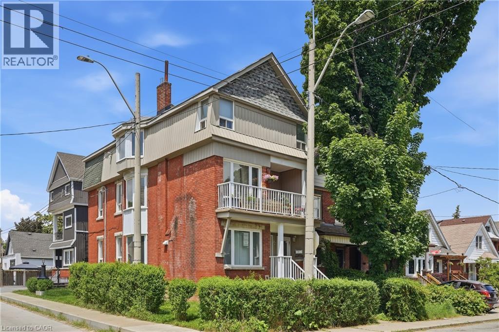 52 Cedar Avenue, Hamilton, ON