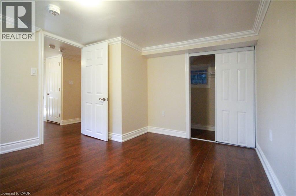 52 Cedar Avenue, Hamilton, ON