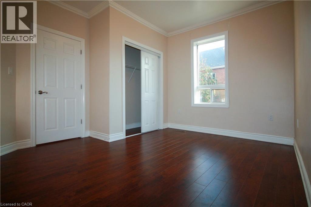 52 Cedar Avenue, Hamilton, ON