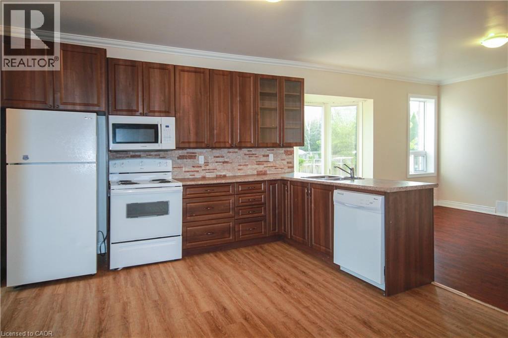 52 Cedar Avenue, Hamilton, ON