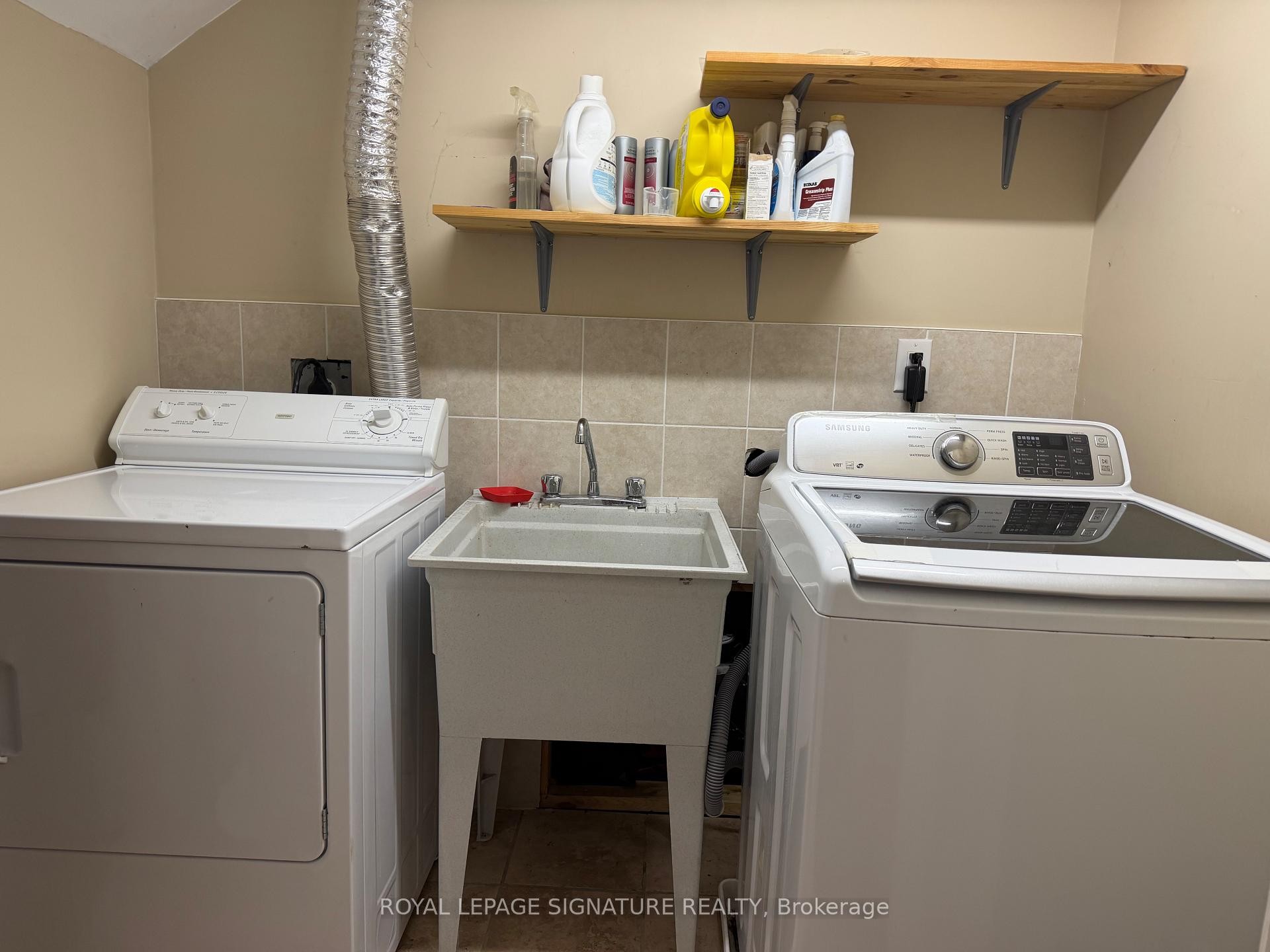 5630 Longboat Avenue, Mississauga, ON