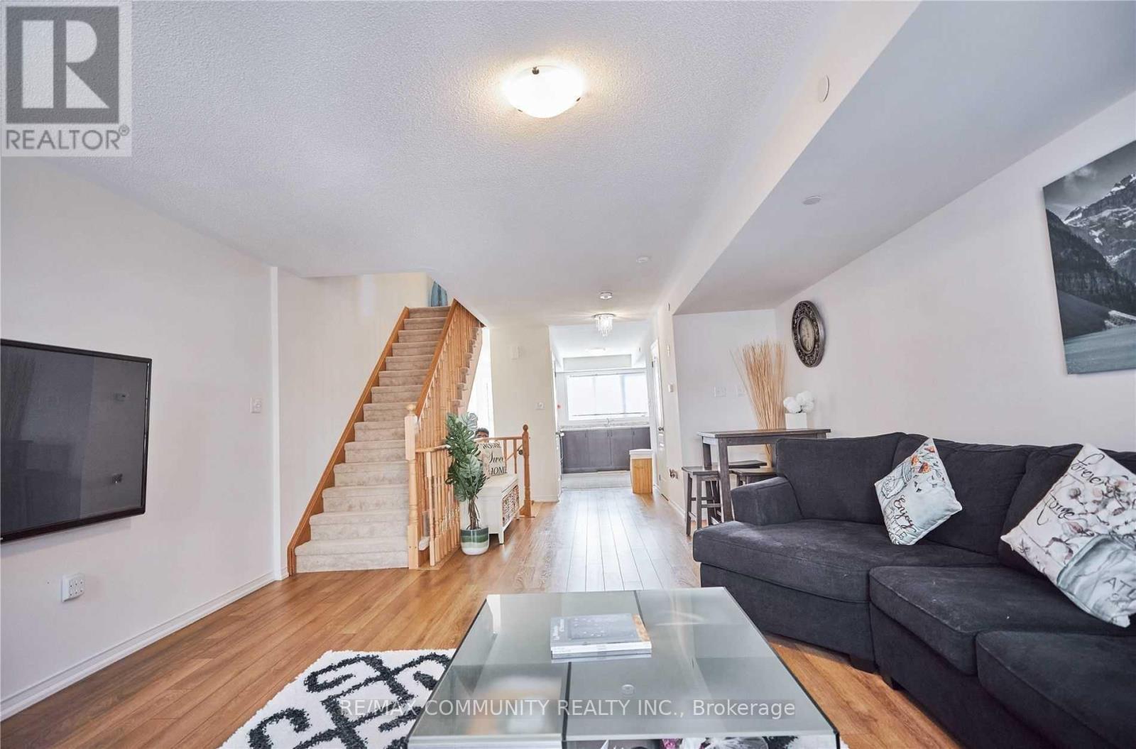 139 Giboulee Path, Oshawa, ON