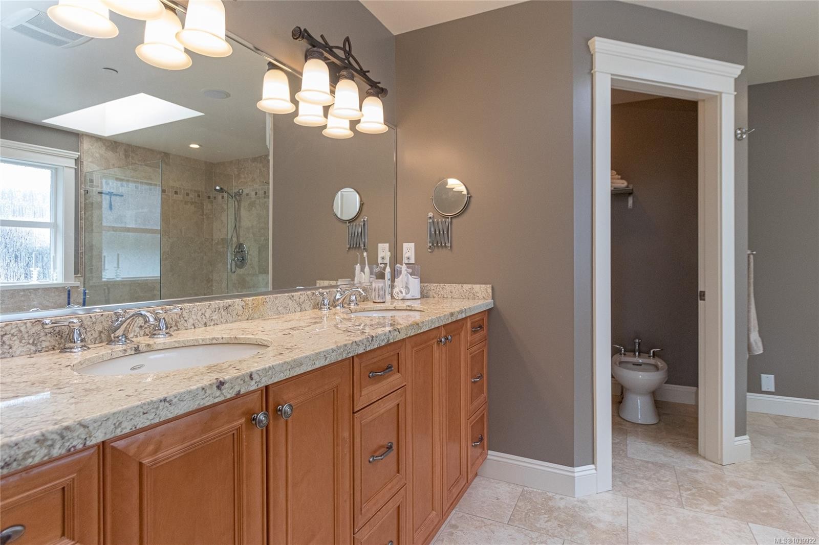 1293 Rockhampton Close, Langford, BC