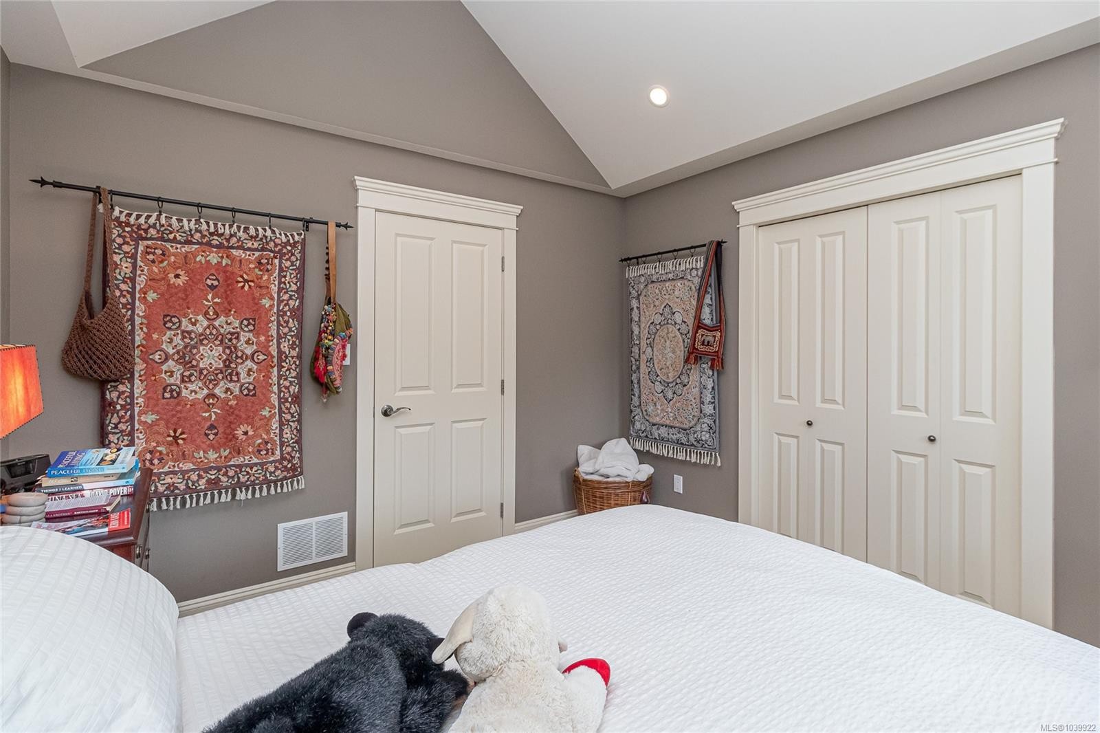 1293 Rockhampton Close, Langford, BC