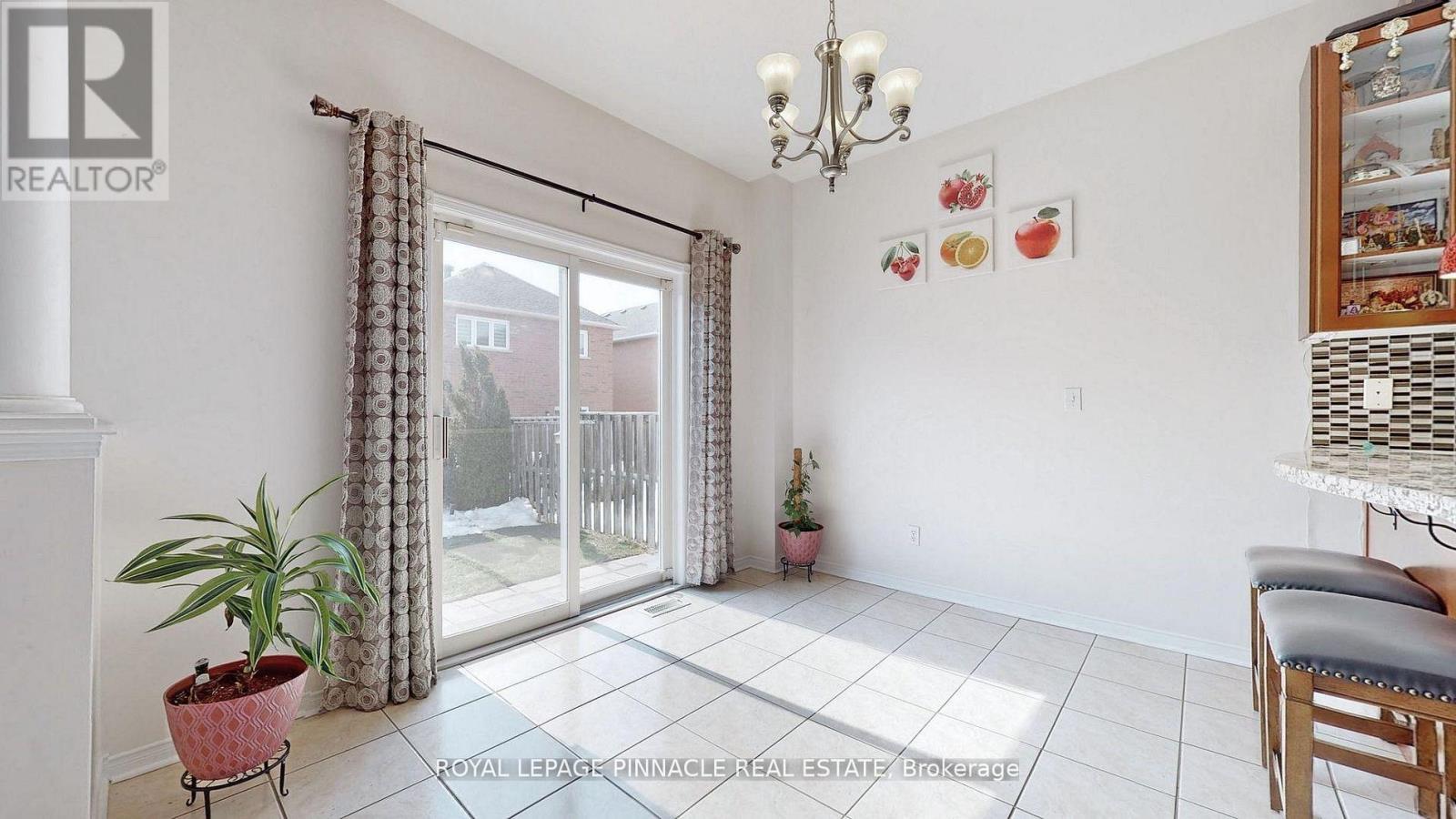 7254 Dime Crescent, Mississauga, ON