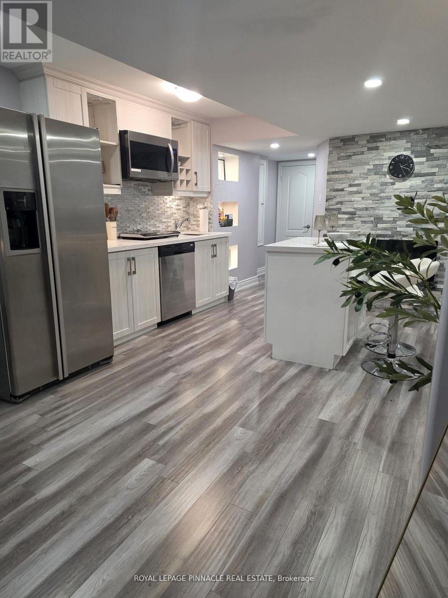 7254 Dime Crescent, Mississauga, ON